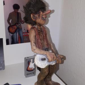 wer hätte das gedacht, Saul und seine eigene Skulptur