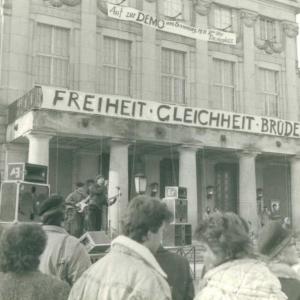 Hier noch ein Bild von dieser Demo vor 30 Jahren