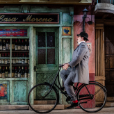 © Julian Guidera