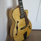 Henning Doderer Archtop