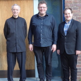 Die Musiker und der Moderator