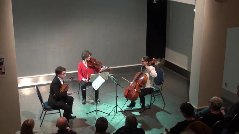Tring Trio Sergei Bolotny violin Ulrike Adam alt Noelle Weidmann cello Tring Trio Sergei Bolotny violin Ulrike Adam alt Noelle Weidmann cello