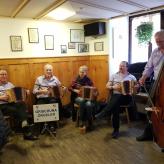 Bierhalle Chur mit Gastmusikantin Ulla Lütscher