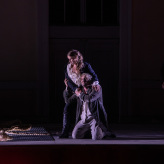 Premiere „Fidelio“ - Larissa Angelini (Leonore), Brad Cooper (Florestan) © Uwe Hauth 