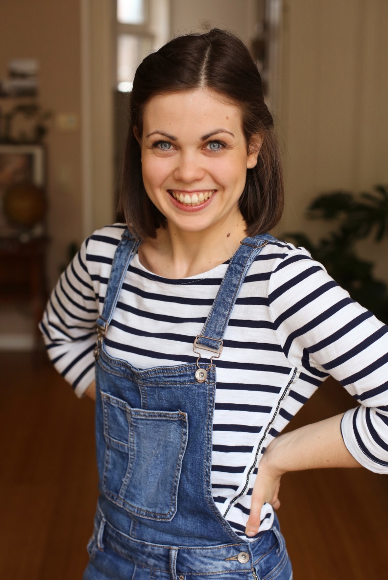 Portrait - Alishia Funken - Gesang / Schauspiel Portrait - Alishia Funken - Gesang / Schauspiel