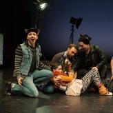 Katze Ivanka am Festspielhaus Baden-Baden (Rolle: Siamkater, Foto: M. Gregonowits, mit Maria Chabounia, Modestas Sedlevicius, Koral Güvener, Ruben Olivares Jofre)