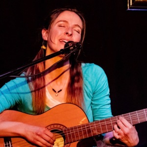  Isabel_Jasse_Singer_Songwriter1