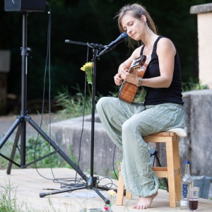 Isabel Jasse_Singer/Songwriter8