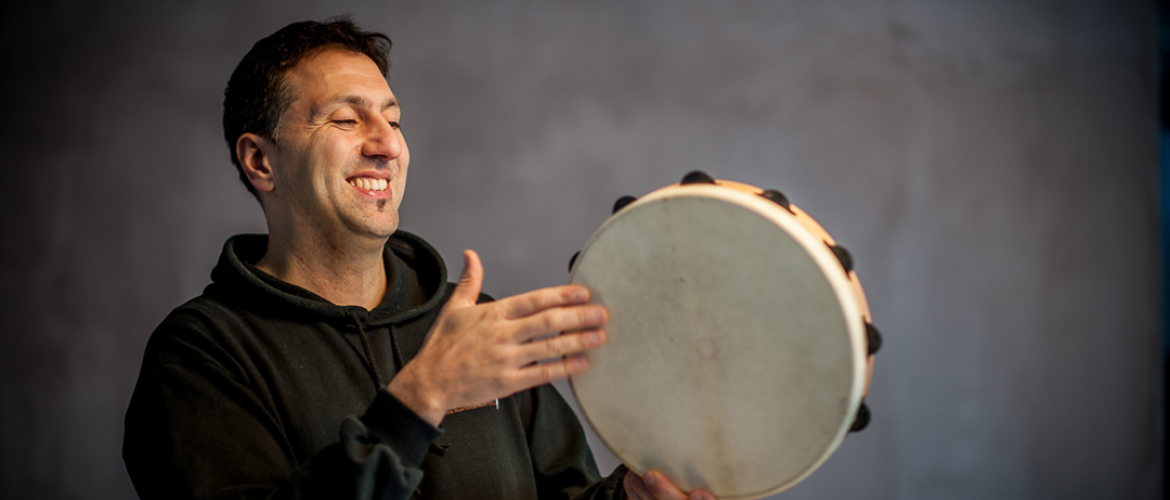 photo by Yoshi Toscani