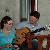 DUO POLÝCHROMOS mit Elisabeth Wetzel, Gesang, und Dirk Kreuzer, Gitarre