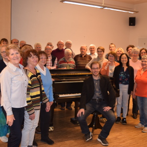 Chorprobe_2019_Chorleiter Christoph Klüh