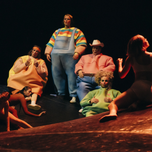 DIE SIEBEN TODSÜNDEN - Opera Ballet Vlaanderen 2023 (mit im Bild: Lara Fransen, Lucas Cortoos, Timothy Veryser und Hugo Krampschreur) - © Filip van Roe