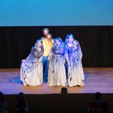 Wertinger Festspiele - R. Wagner: "Das Rheingold" - v.l.: Franziska Bader (Floßhilde), Isabella Pany (Woglinde), Ilme Stahnke (Wellgunde)