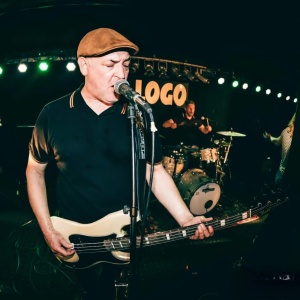 Jan - Vocals , Bass